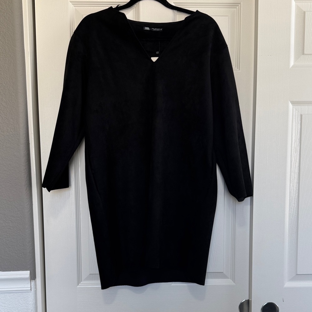 NWT Zara Black Long Sleeve V-Neck Dress - Size Medium